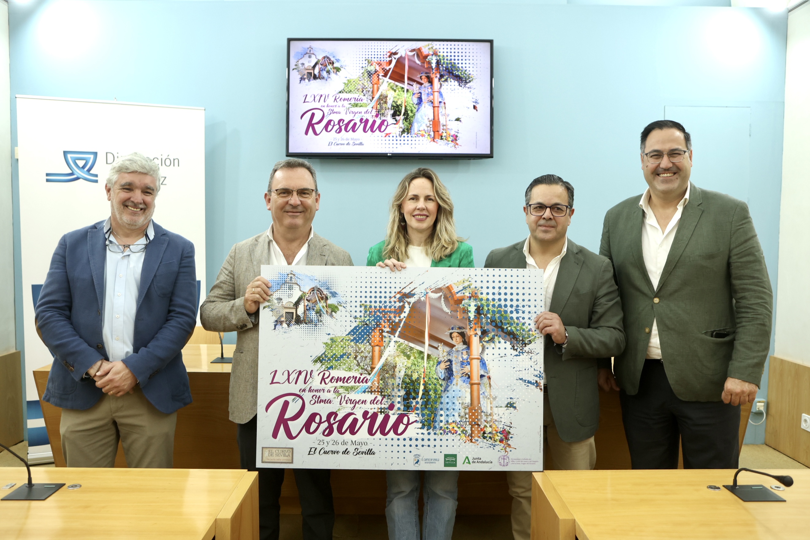 Foto de grupo de la presentación de la Romería de El Cuervo en la Diputación de Cádiz